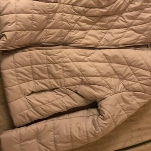 Women’s Large lightweight quilted jacket